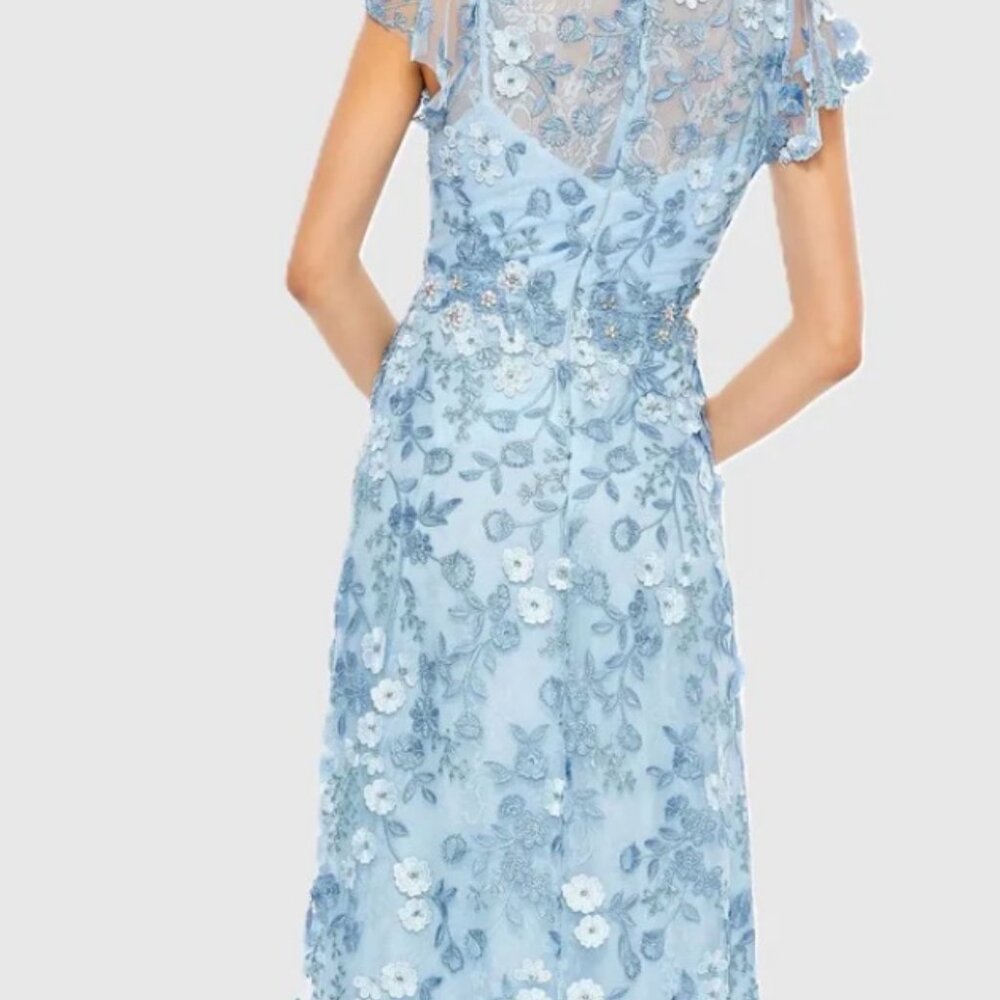 NWT Mac Duggal Size 6 Blue Embroidered Applique Wrap Over Flutter Sleeve Gown - Picture 2 of 6